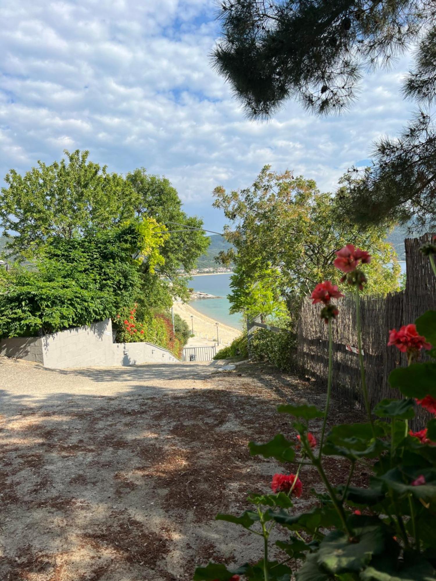Kallithea Nea Iraklitsa Exteriör bild